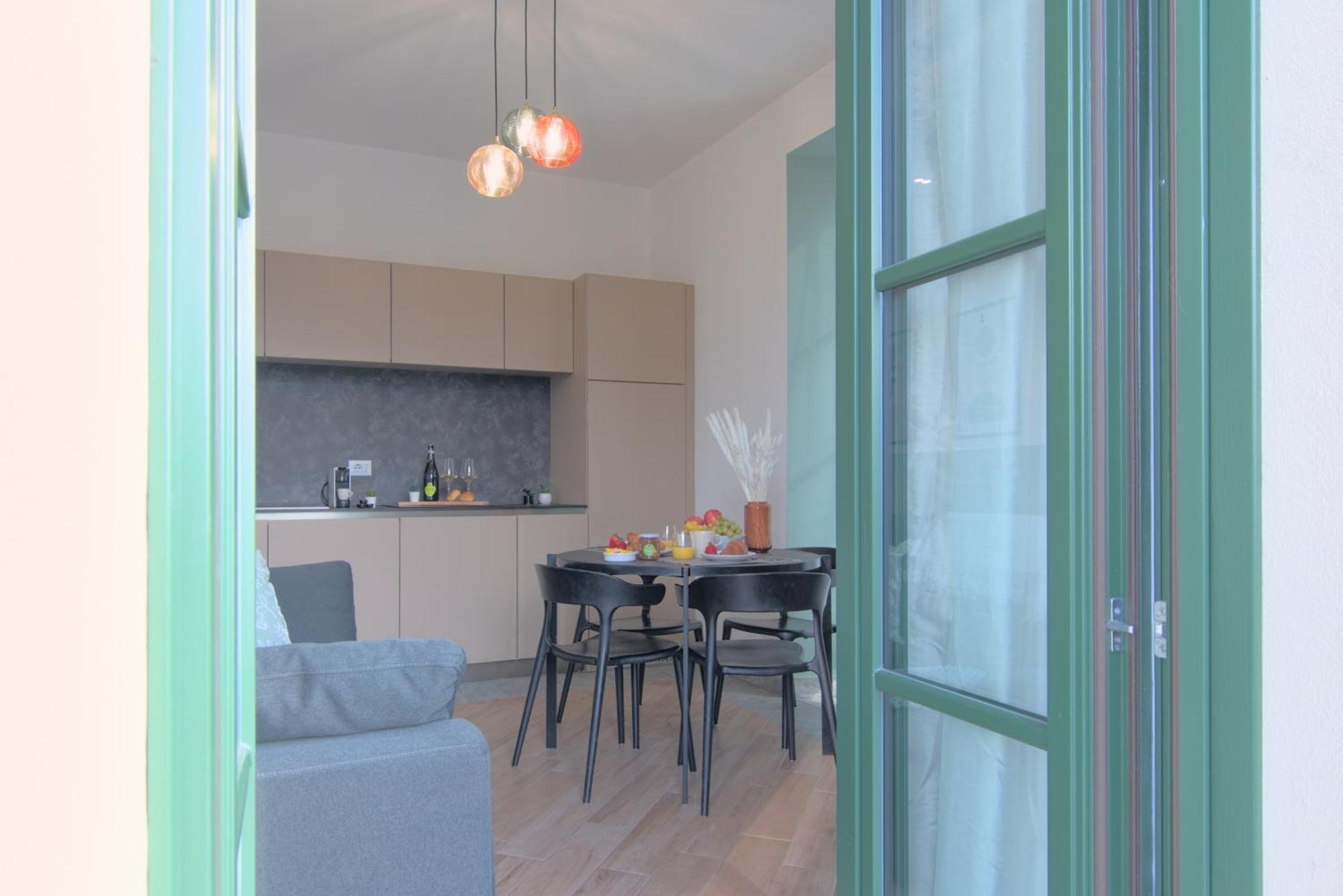 Ca Del Lasco - Modern Apartments In Classic Villa 벨라노 외부 사진