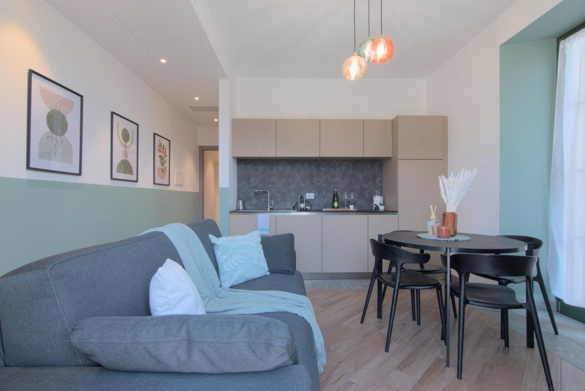 Ca Del Lasco - Modern Apartments In Classic Villa 벨라노 외부 사진